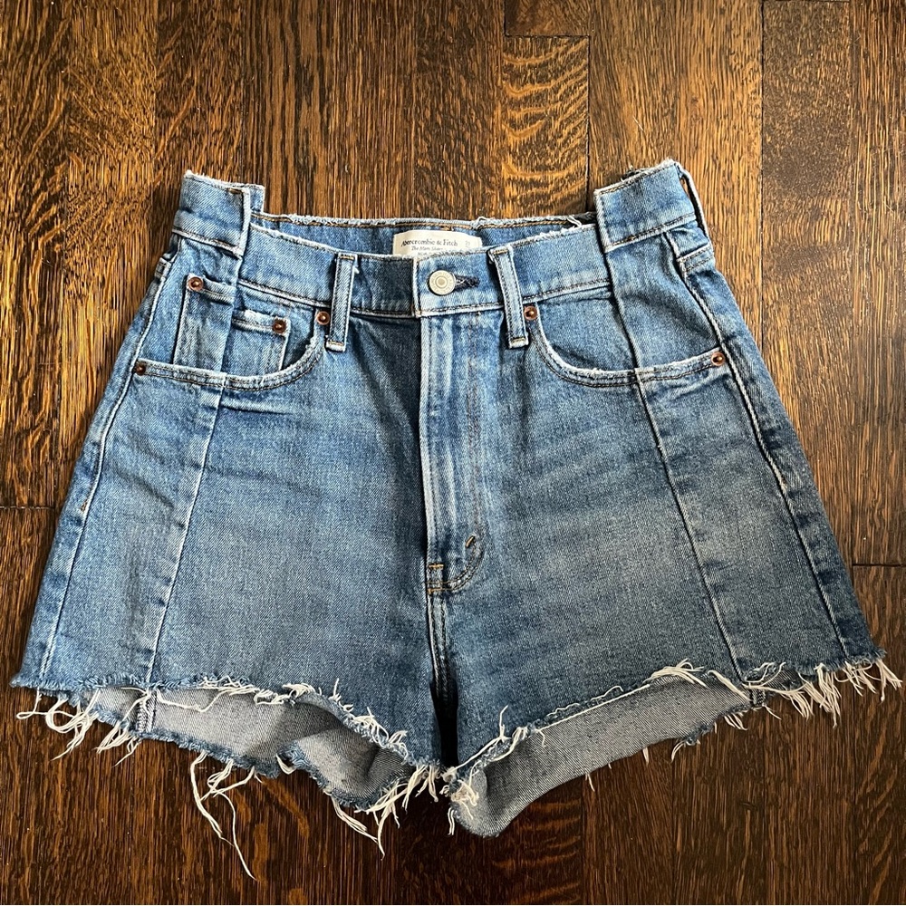 Abercrombie shorts